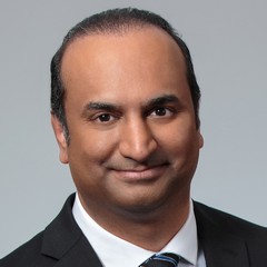 headshot for Aaron Pais