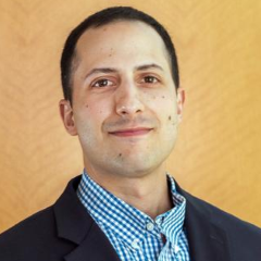 headshot for Ray Bakshi