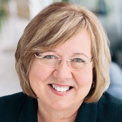 headshot for Cheryl Gray