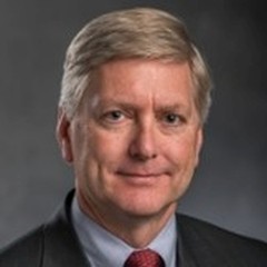 headshot for Dan Bollman