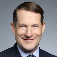 headshot for Gregory Cichy