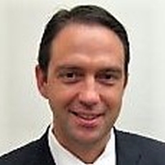 headshot for Joe Rich
