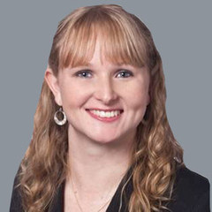 headshot for Kathy Farrington