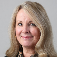 headshot for Marianne Flores