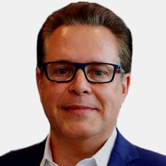 headshot for Brian McGowan