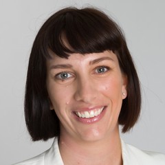 headshot for Louise Monger