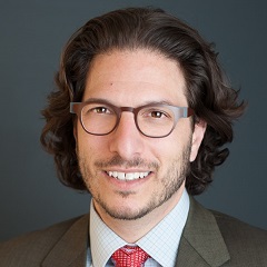 headshot for Noah Goldstein
