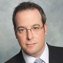 headshot for Robb Napolitano