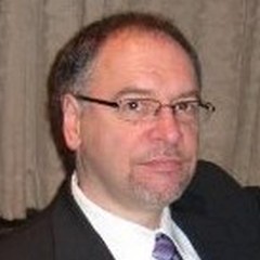 headshot for Renato Vanin