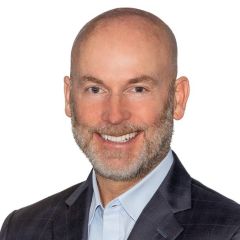 headshot for Shawn Devroude