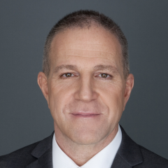 headshot for Steve Lefkowitz