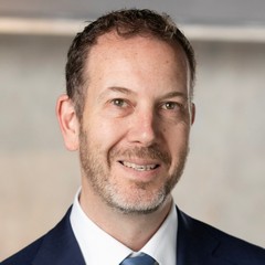 headshot for Simon Stockfeld