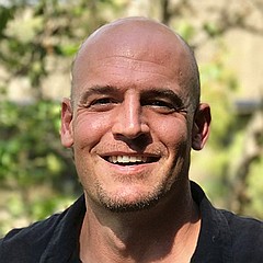 headshot for Patrick Wallis