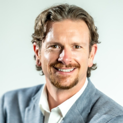 headshot for Paul Yount