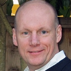 headshot for Bob Adams